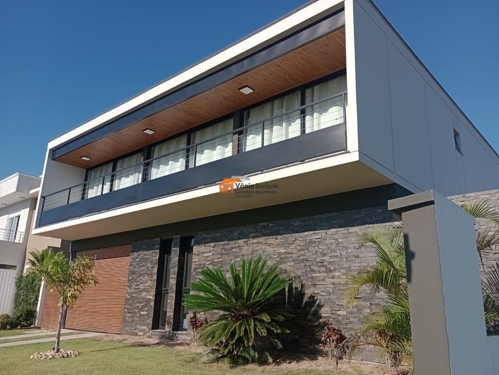 Casa, 4 quartos, 207 m² - Foto 1