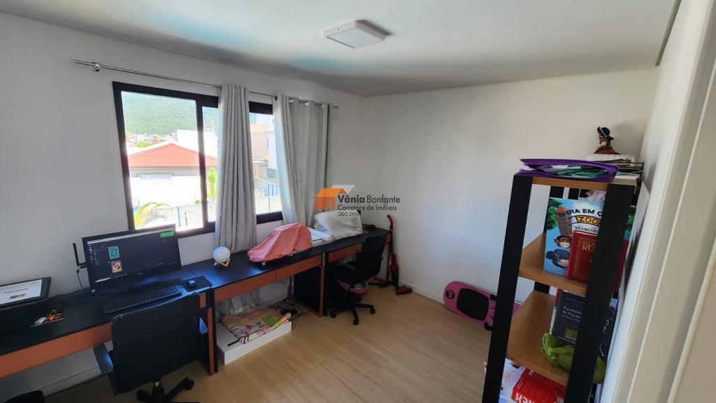 Casa, 4 quartos, 207 m² - Foto 39