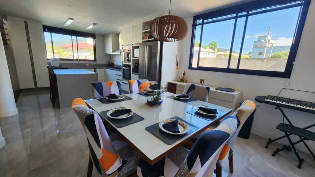 Casa, 4 quartos, 207 m² - Foto 24