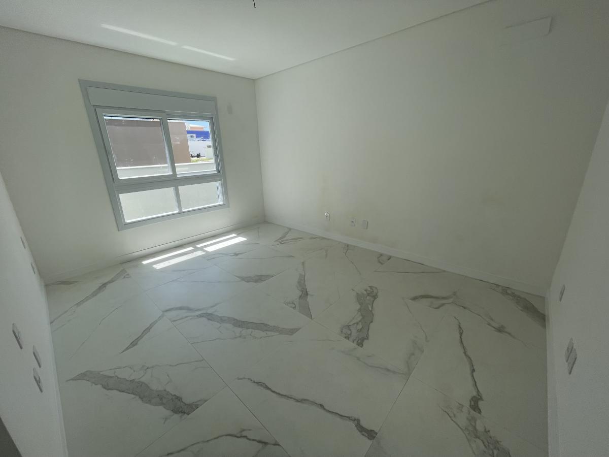 Casa, 4 quartos, 327 m² - Foto 28